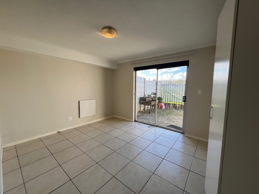 2 Bedroom Property for Sale in Brackenfell South Western Cape